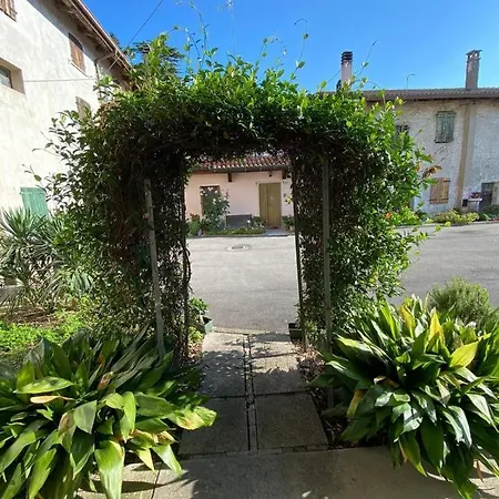 Nocleg ze śniadaniem Il Casale Del Miele Ronchis (Latisana)